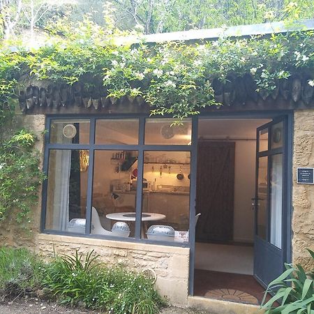Chambre Du Sabotier - Studio Troglodytique - A 100 M Baignade En Riviere - Location De Canoe - Circuits Cyclo - Aire De Pique-Nique - 3 Restaurants Castelnaud-la-Chapelle Eksteriør bilde
