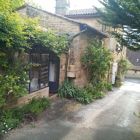 Chambre Du Sabotier - Studio Troglodytique - A 100 M Baignade En Riviere - Location De Canoe - Circuits Cyclo - Aire De Pique-Nique - 3 Restaurants Castelnaud-la-Chapelle Eksteriør bilde